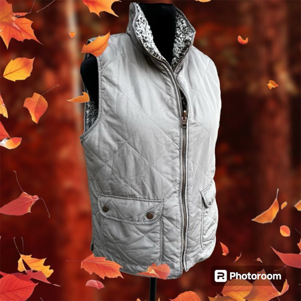 Thread and Supply, quilted Tan color, women's size S vest.